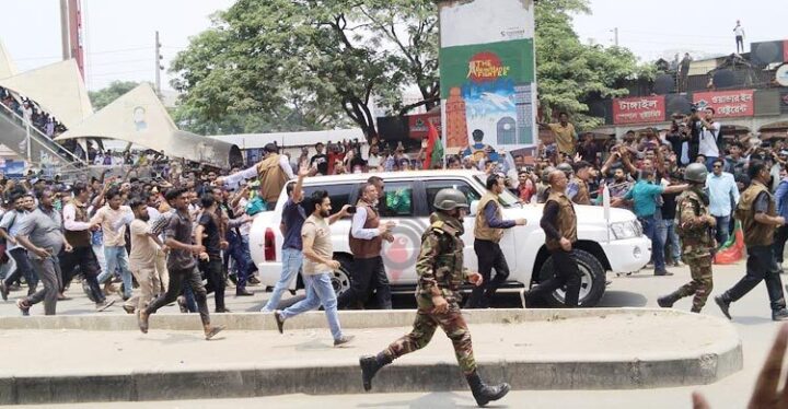 ফিরোজার পথে খালেদা জিয়া